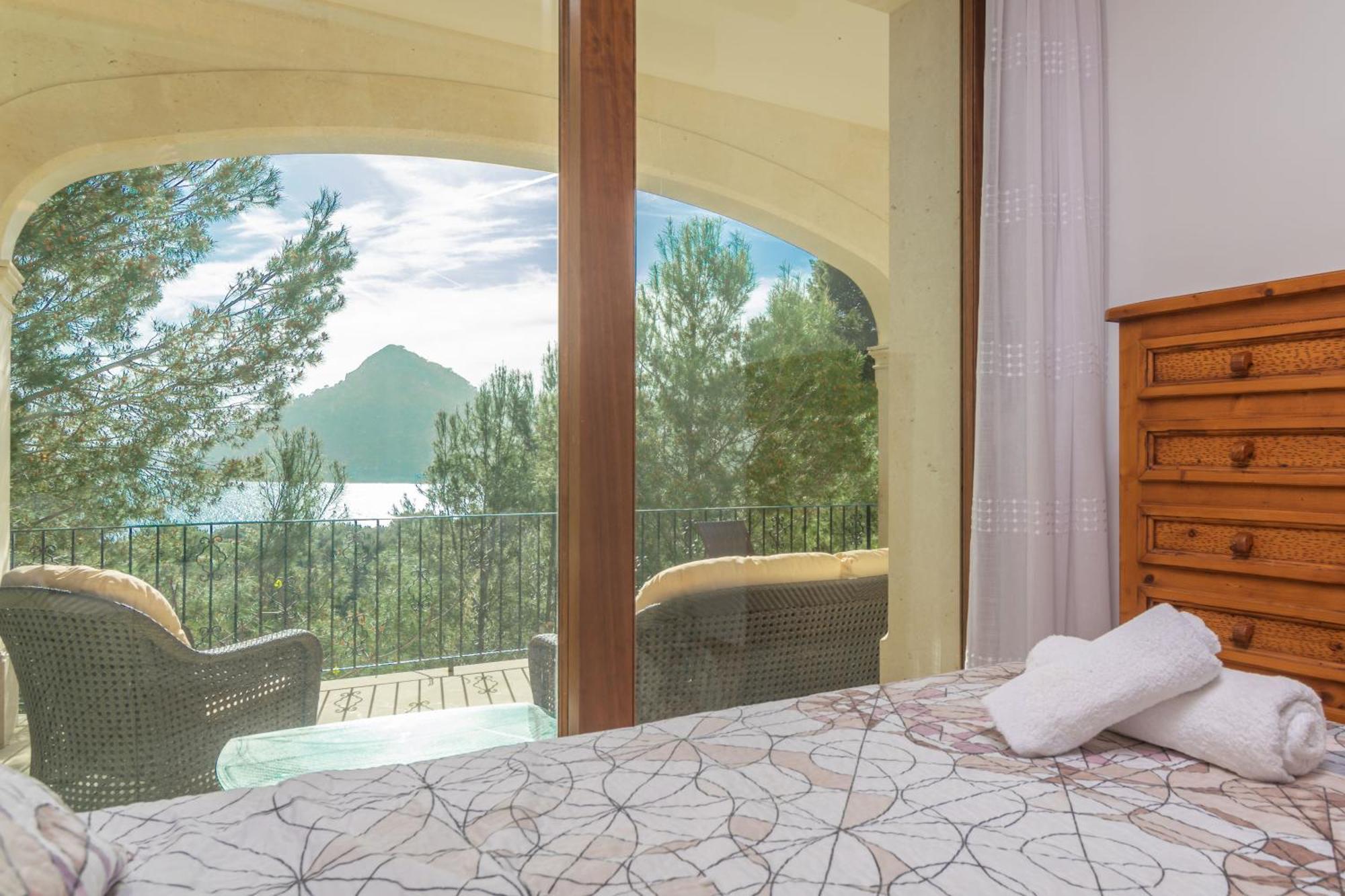 Mir Sa Des Pages Villa