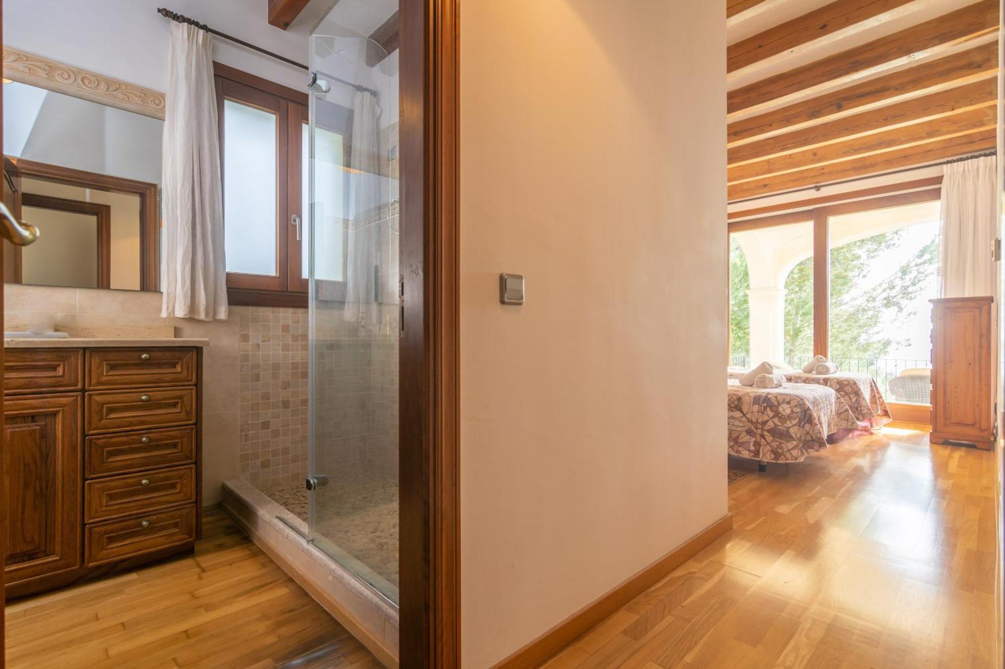 Mir Sa Des Pages Villa