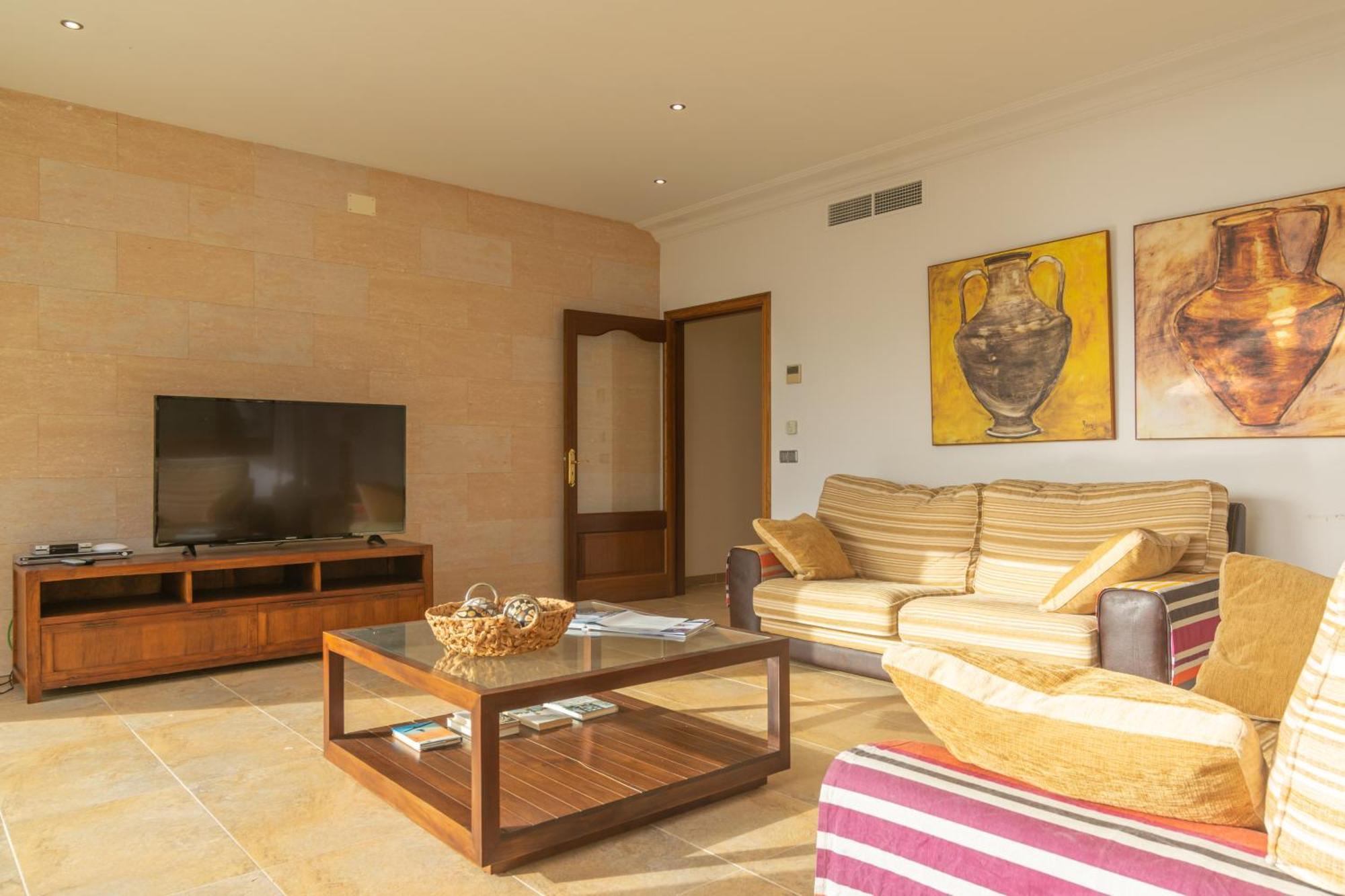 Mir Sa Des Pages Villa